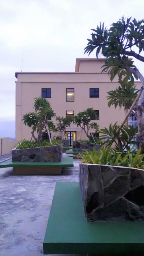 Betos Apartment Bekasi Buitenkant foto